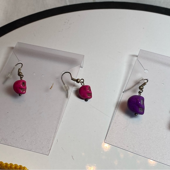 Skull Jewelry, 6 pieces, bracelets and earrings. - Picture 5 of 6